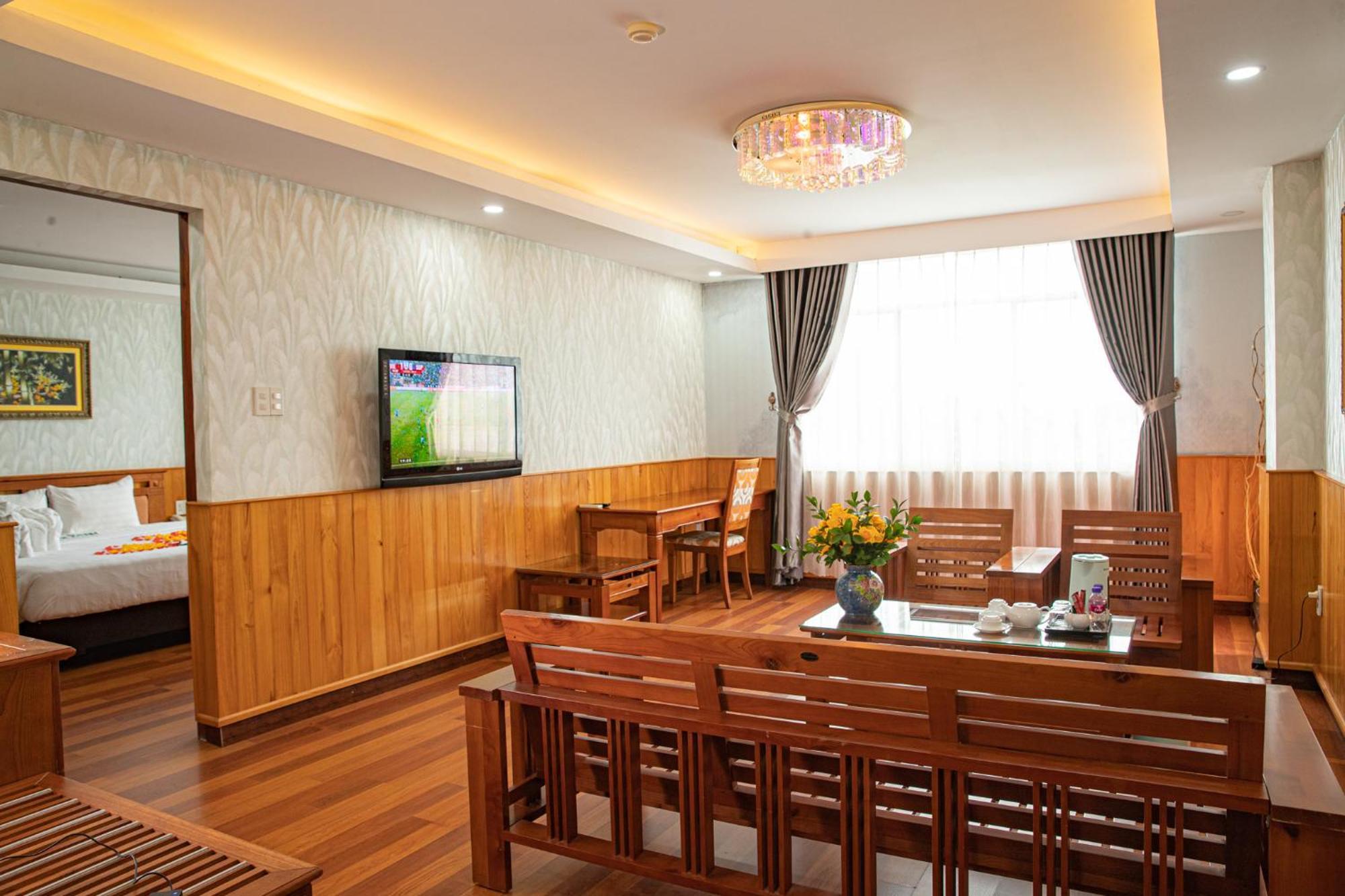 Tre Xanh Hotel Pleiku Exterior photo