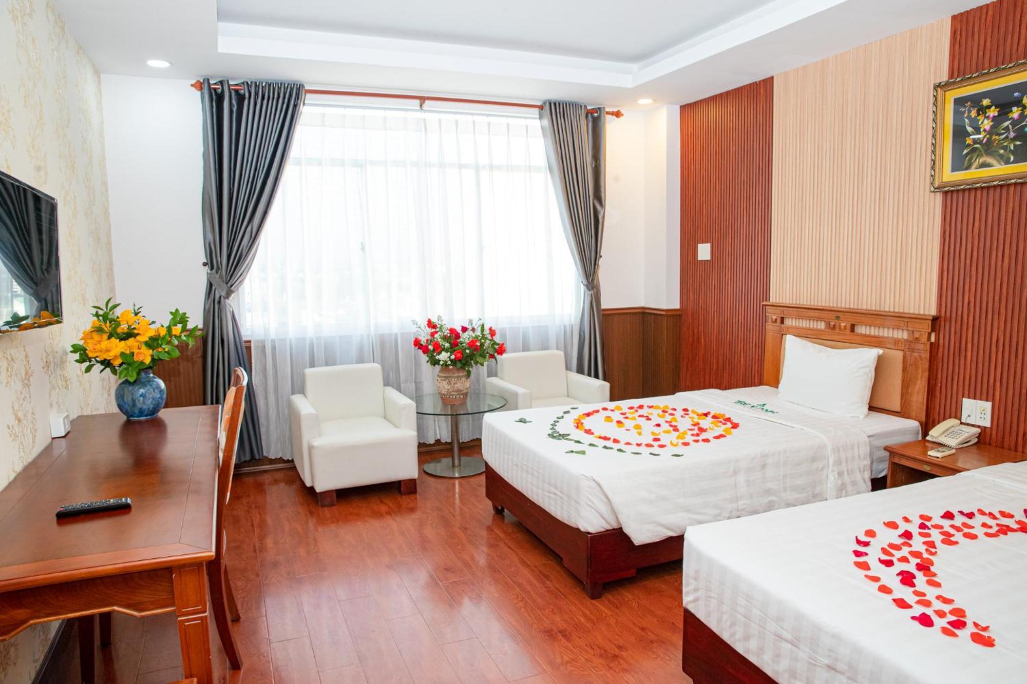 Tre Xanh Hotel Pleiku Exterior photo